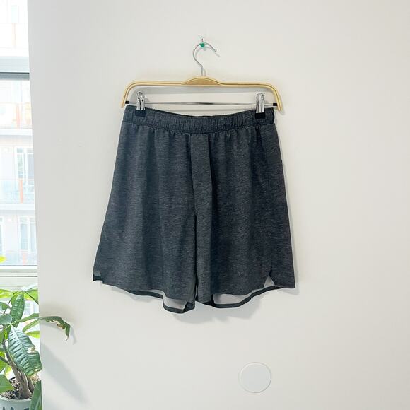 Lululemon Men's Gray Pace Breaker Shorts Size Medium - Picture 1 of 6